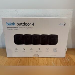 Blink Outdoor 4 (4th Gen) 5 Cameras - Black- Great condition!!!!